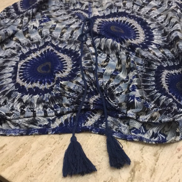 Fashion Line Blouse For Women - Picture 5 of 5